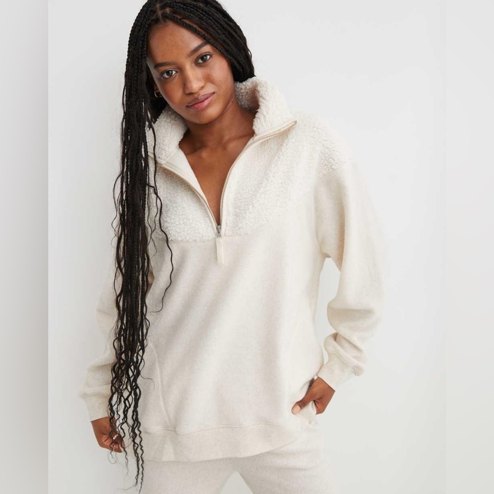 Aerie Hometown Holiday Quarter Zip Sweatshirt Size XS Sherpa Oversized Cozy